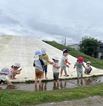 よく遊び、よく食べ、よく寝て、健康な子どもに！   